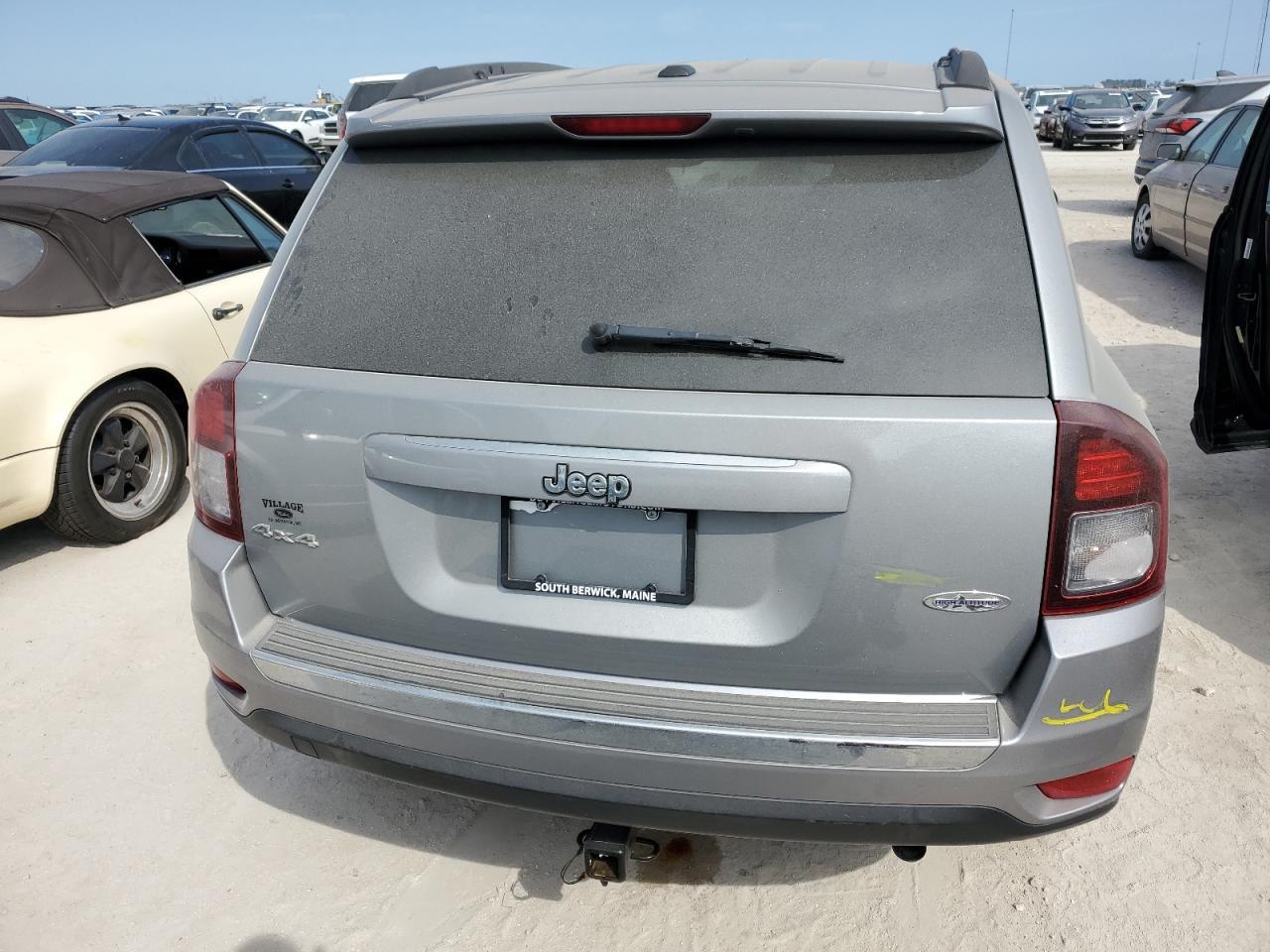 2015 Jeep Compass Latitude - Image 6