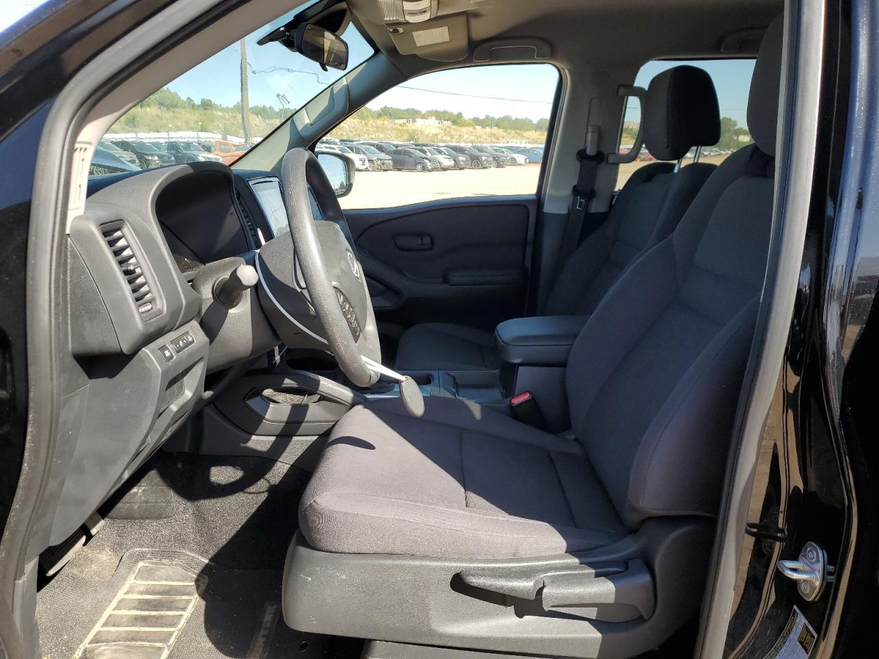 2022 Nissan Frontier S - Image 7