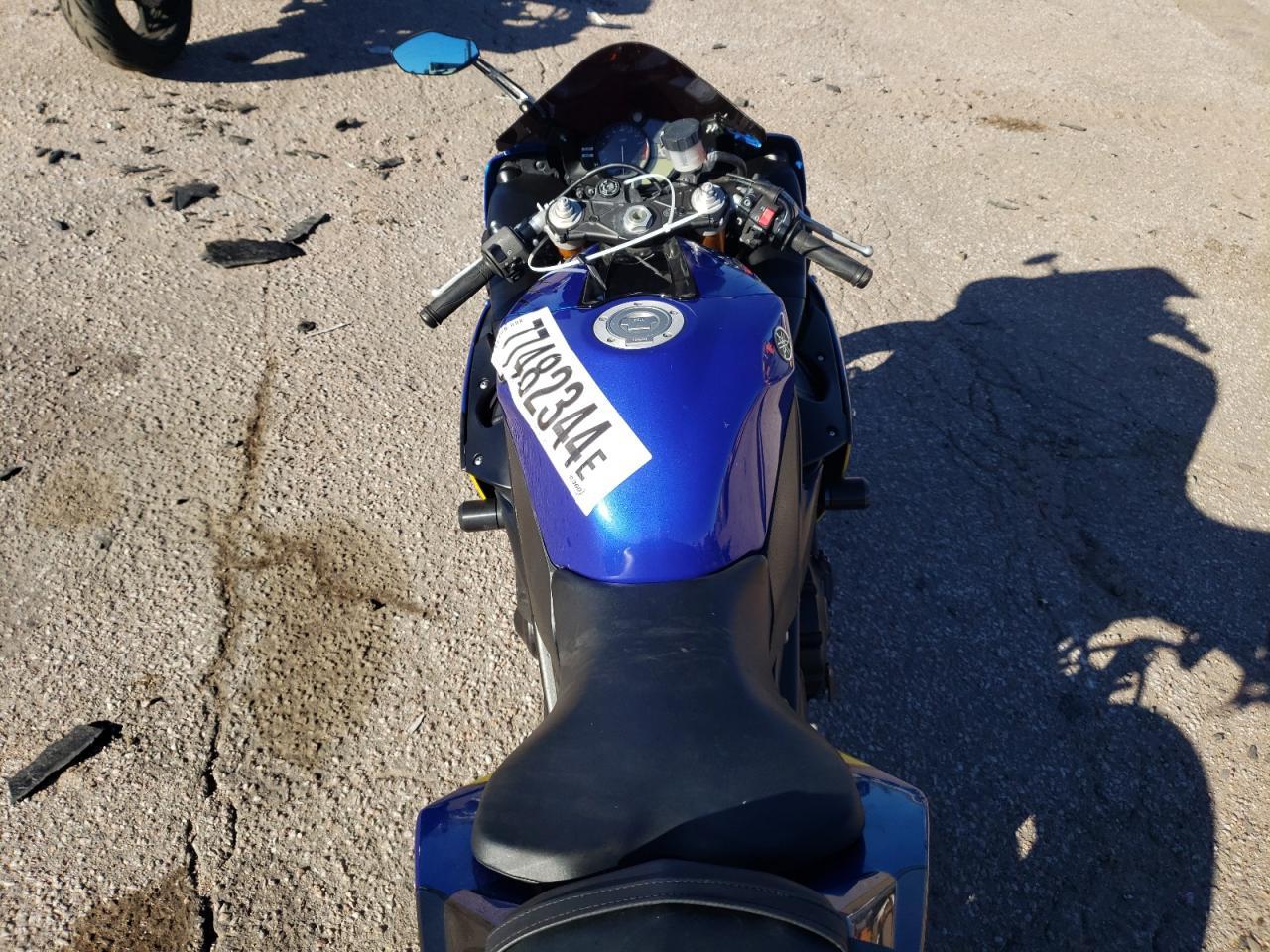 2011 Yamaha Yzfr1 - Image 6