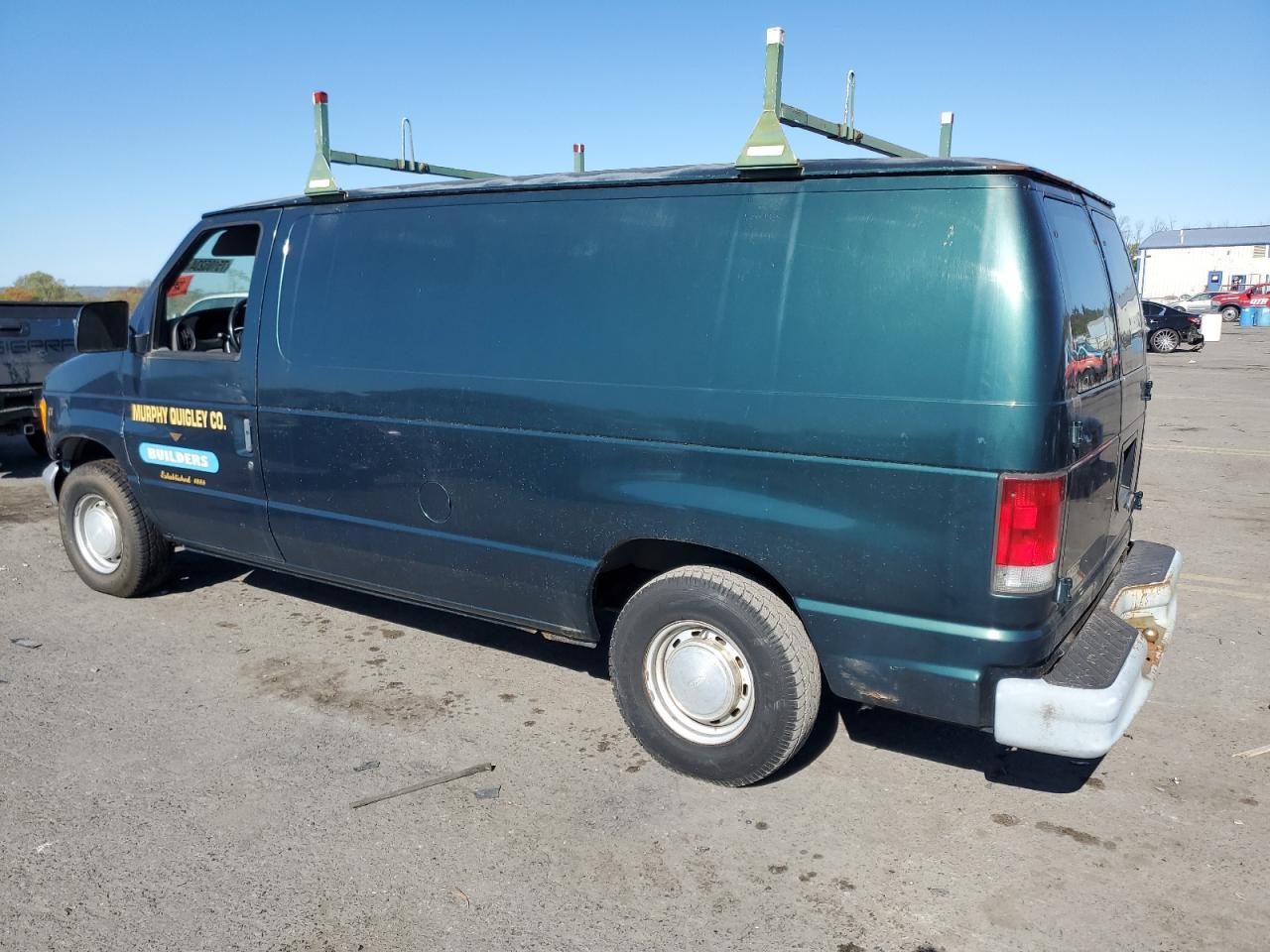 2000 Ford Econoline E150 Van - Image 2