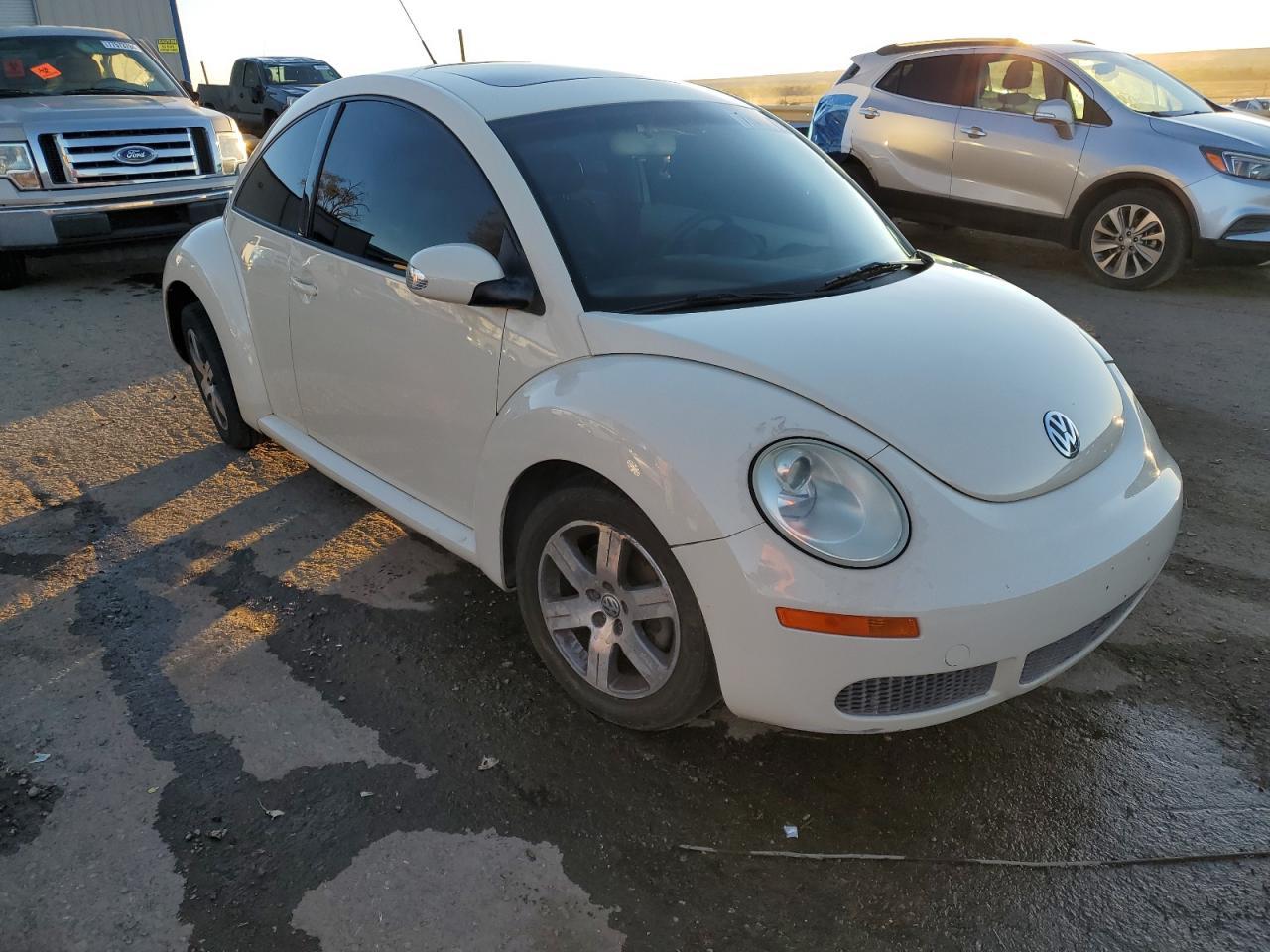 2006 Volkswagen New Beetle 2.5L Option Package 1 - Фото 4