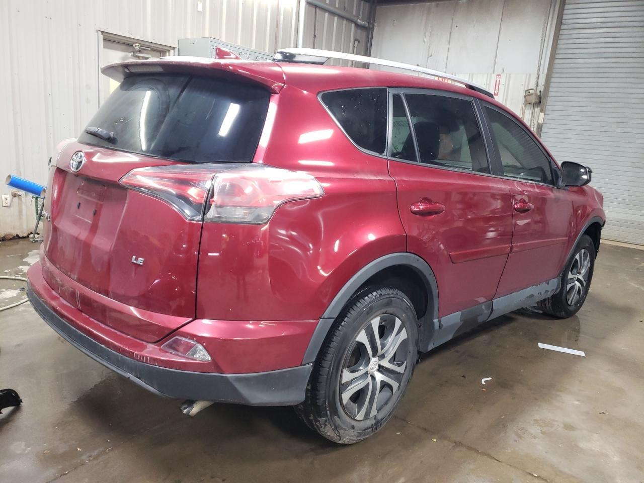 2018 Toyota Rav4 Le - Image 3