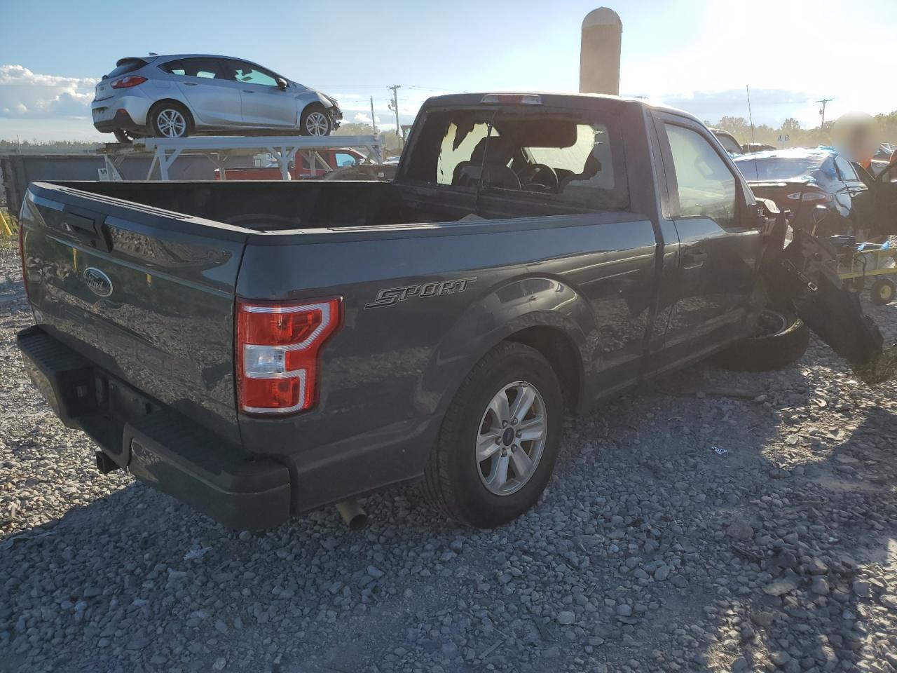 2018 Ford F150 - Фото 3