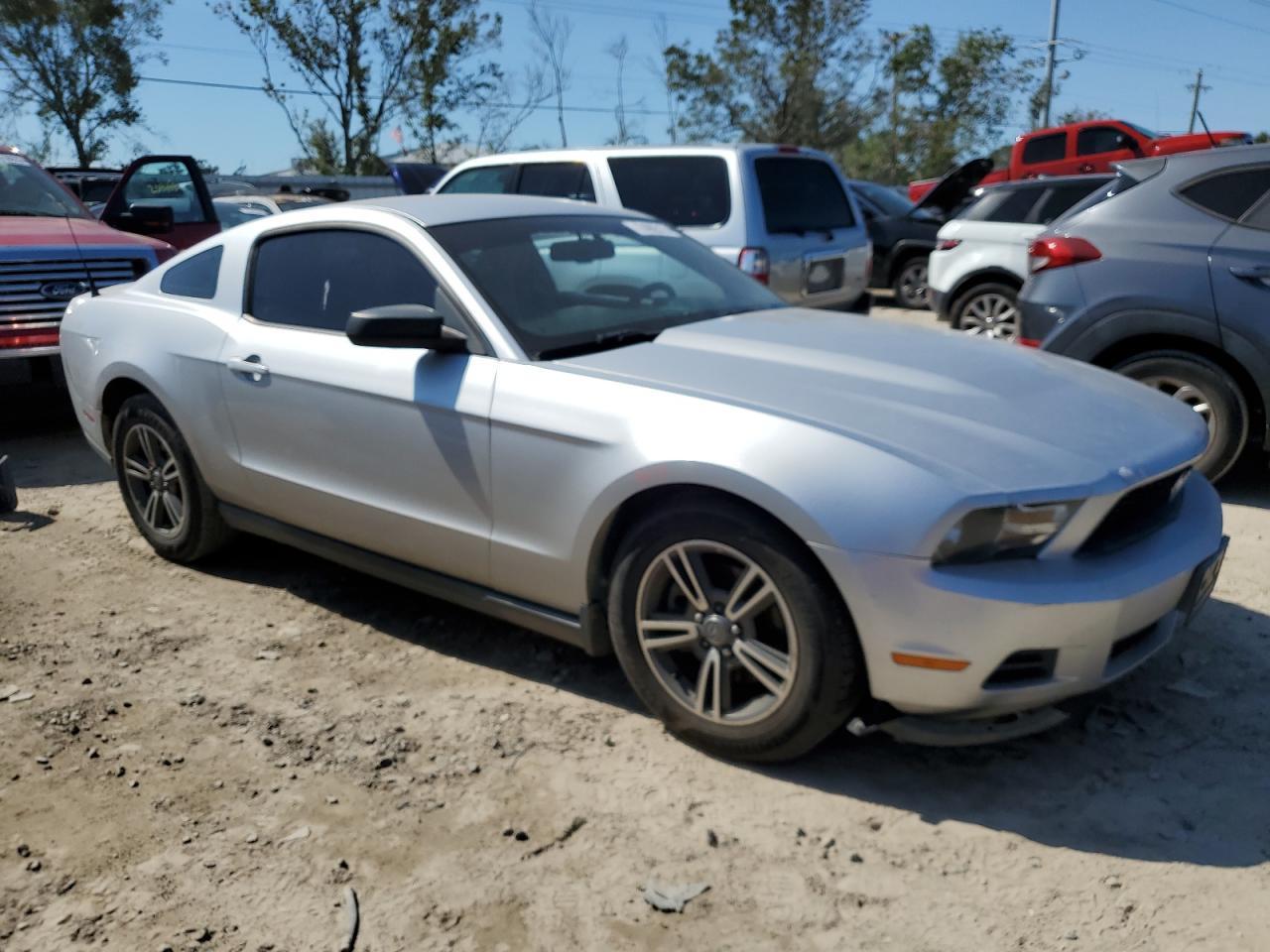 2012 Ford Mustang - Фото 4