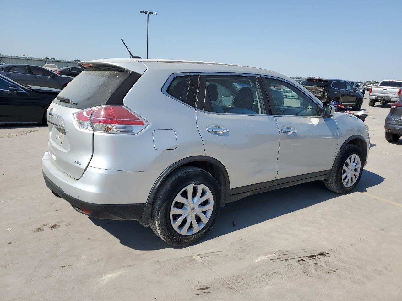 2016 Nissan Rogue S - Фото 3