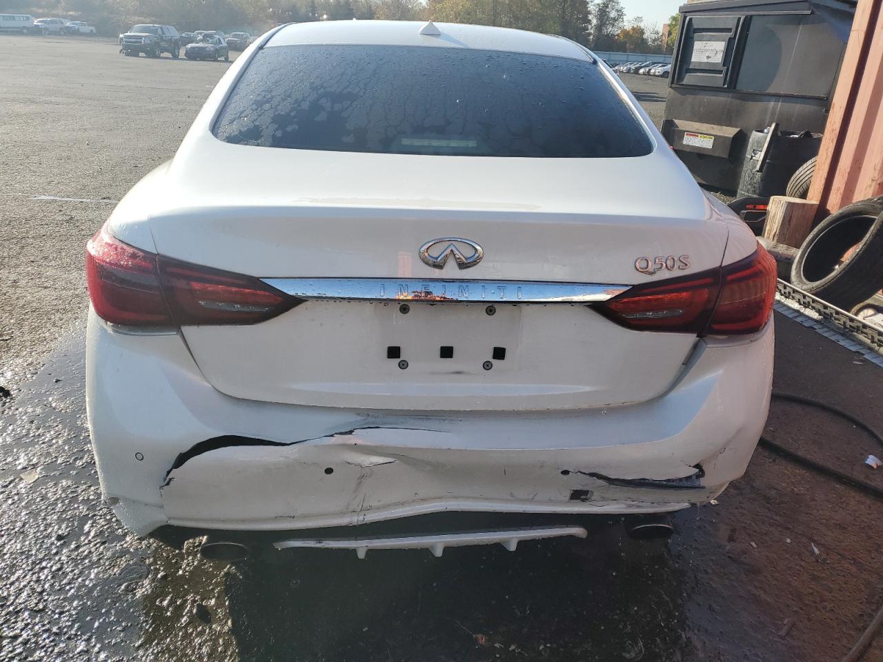 2018 Infiniti Q50 Luxe - Фото 6