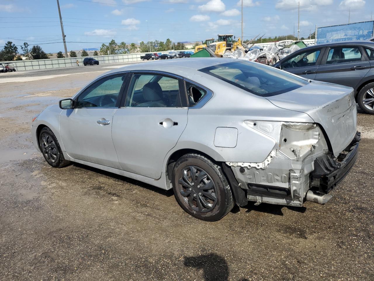 2014 Nissan Altima 2.5 - Фото 2