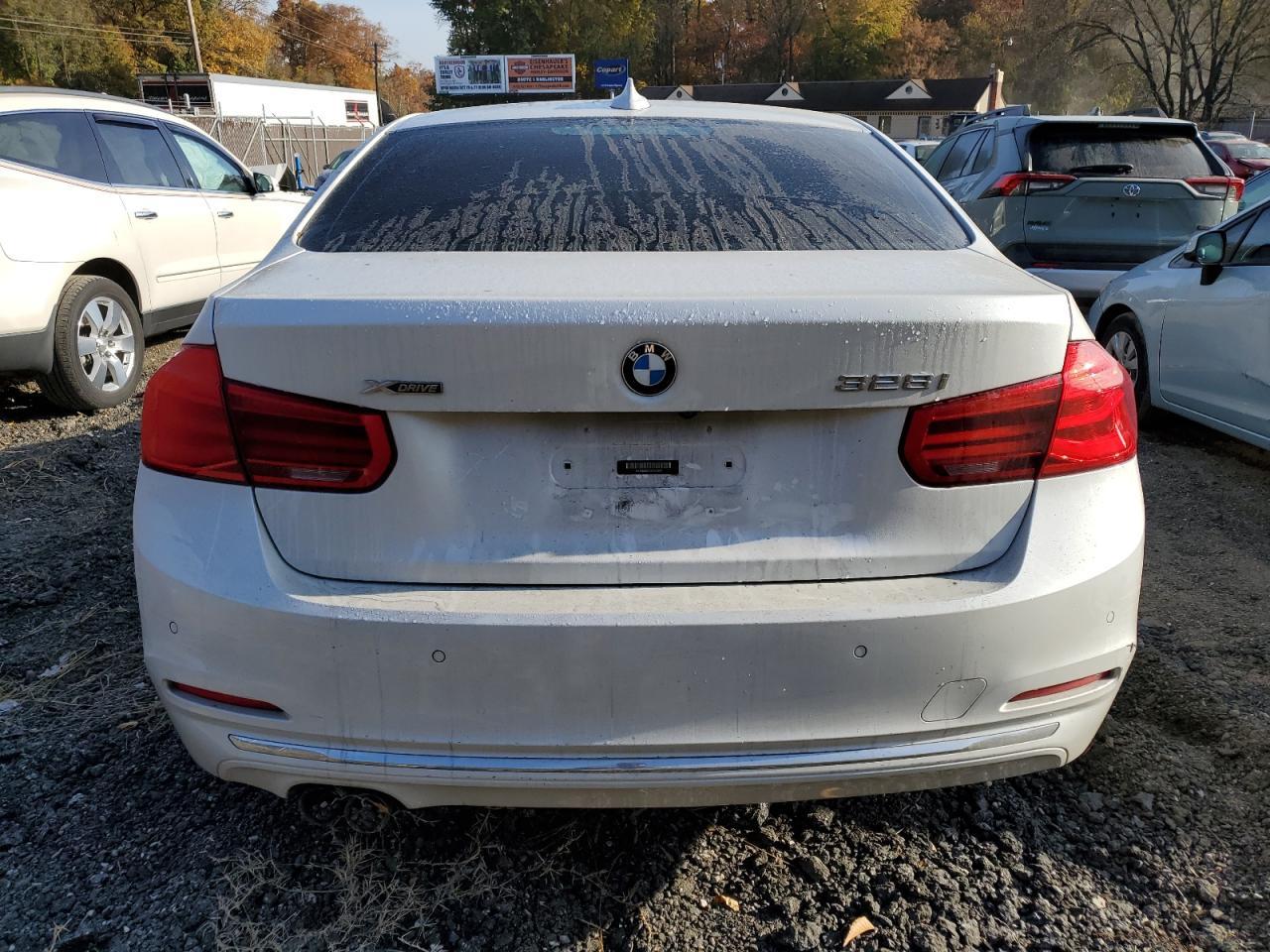 2016 BMW 328 Xi Sulev - Image 6