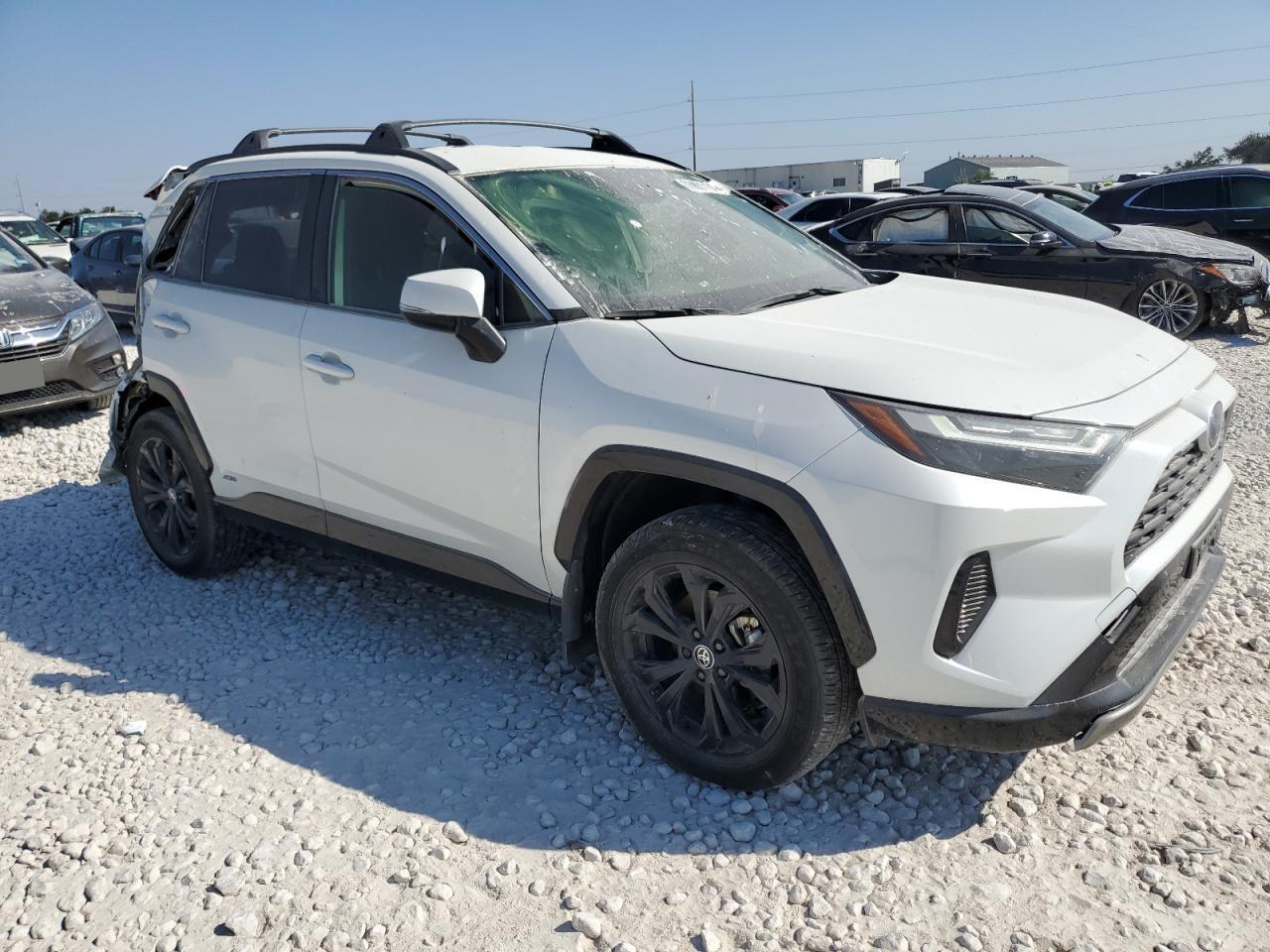 2023 Toyota Rav4 Se - Image 4