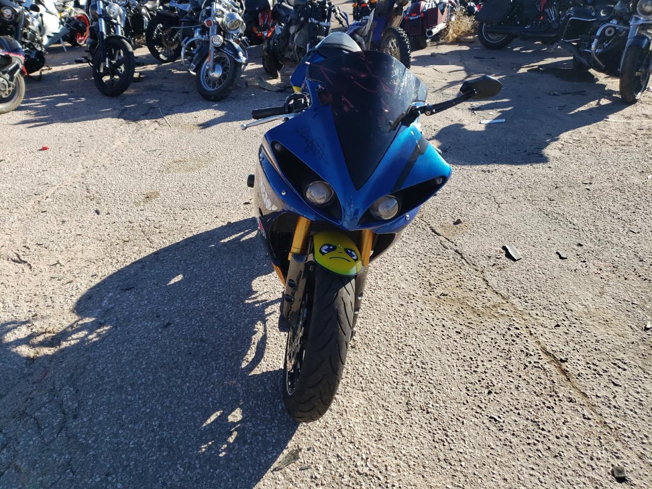 2011 Yamaha Yzfr1 - Image 2