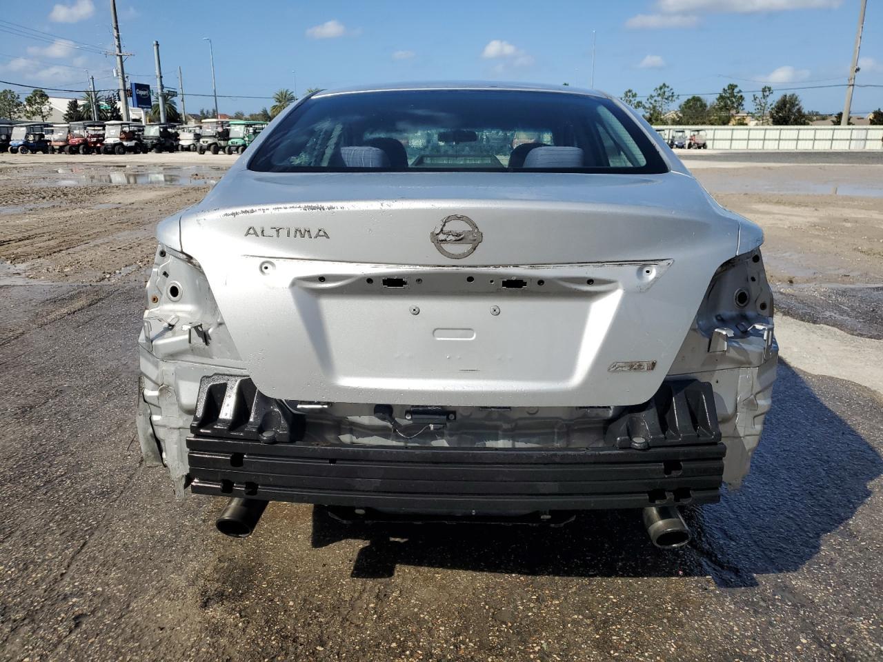 2014 Nissan Altima 2.5 - Фото 6