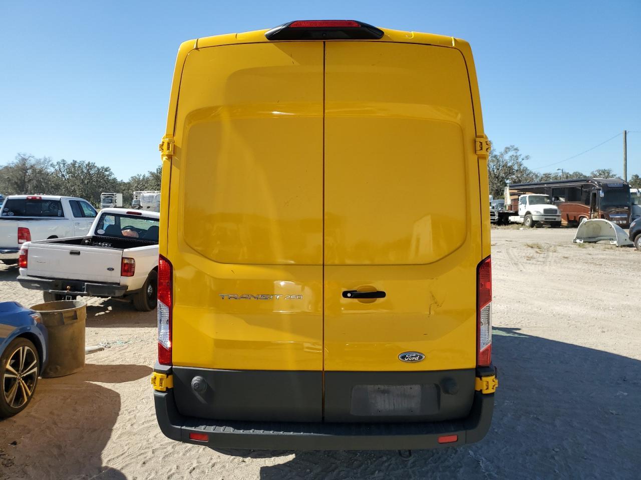 2022 Ford Transit T-250 - Image 6