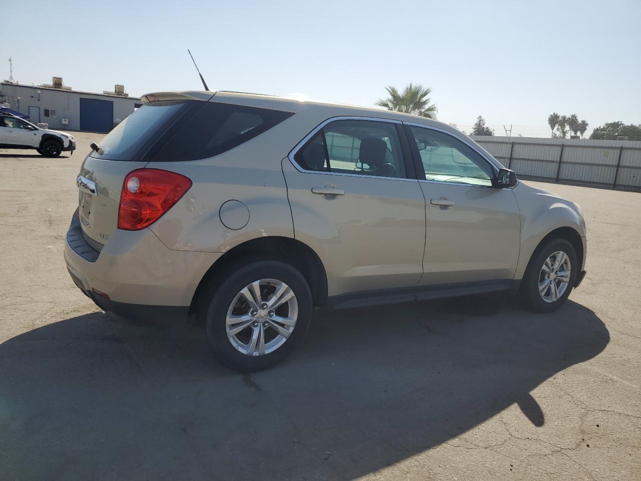 2012 Chevrolet Equinox Ls - Image 3