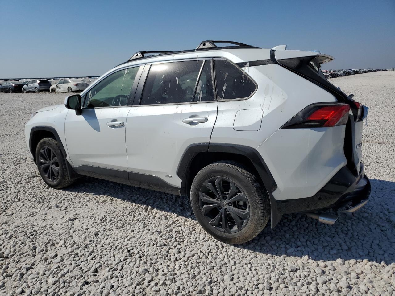 2023 Toyota Rav4 Se - Image 2