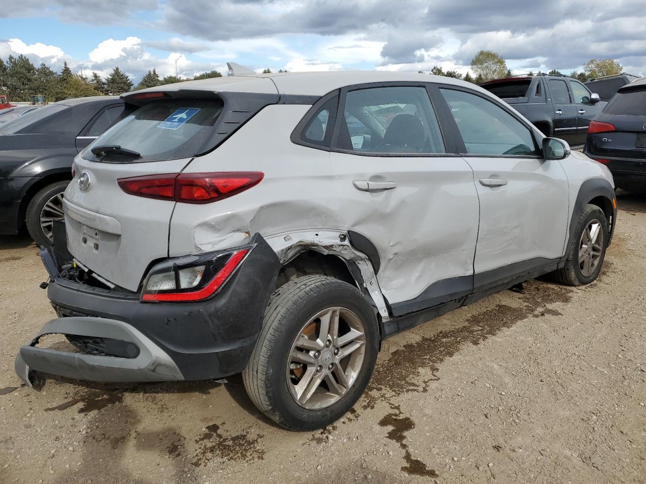 2023 Hyundai Kona Se - Фото 3