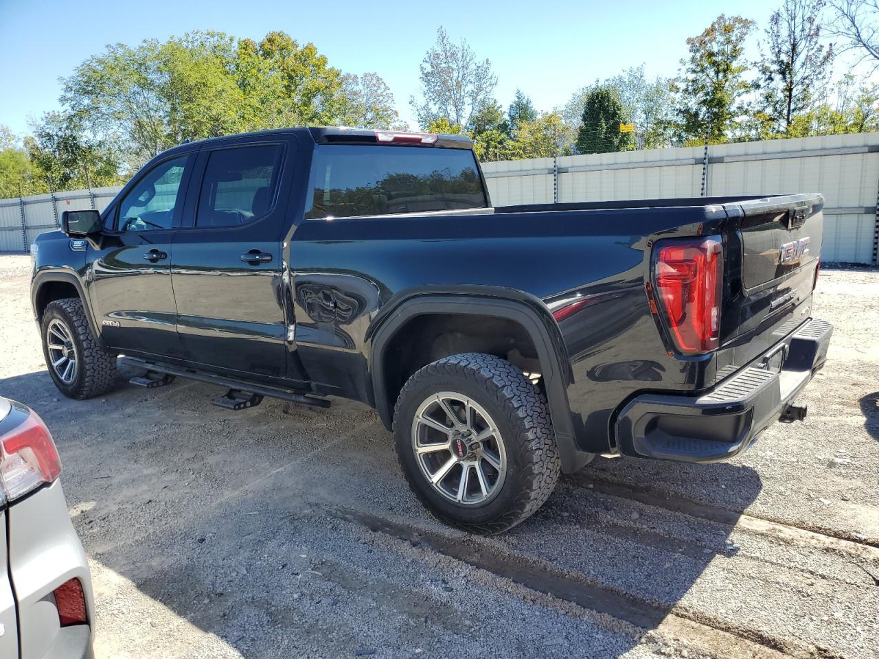 2021 GMC Sierra K1500 At4 - Image 2