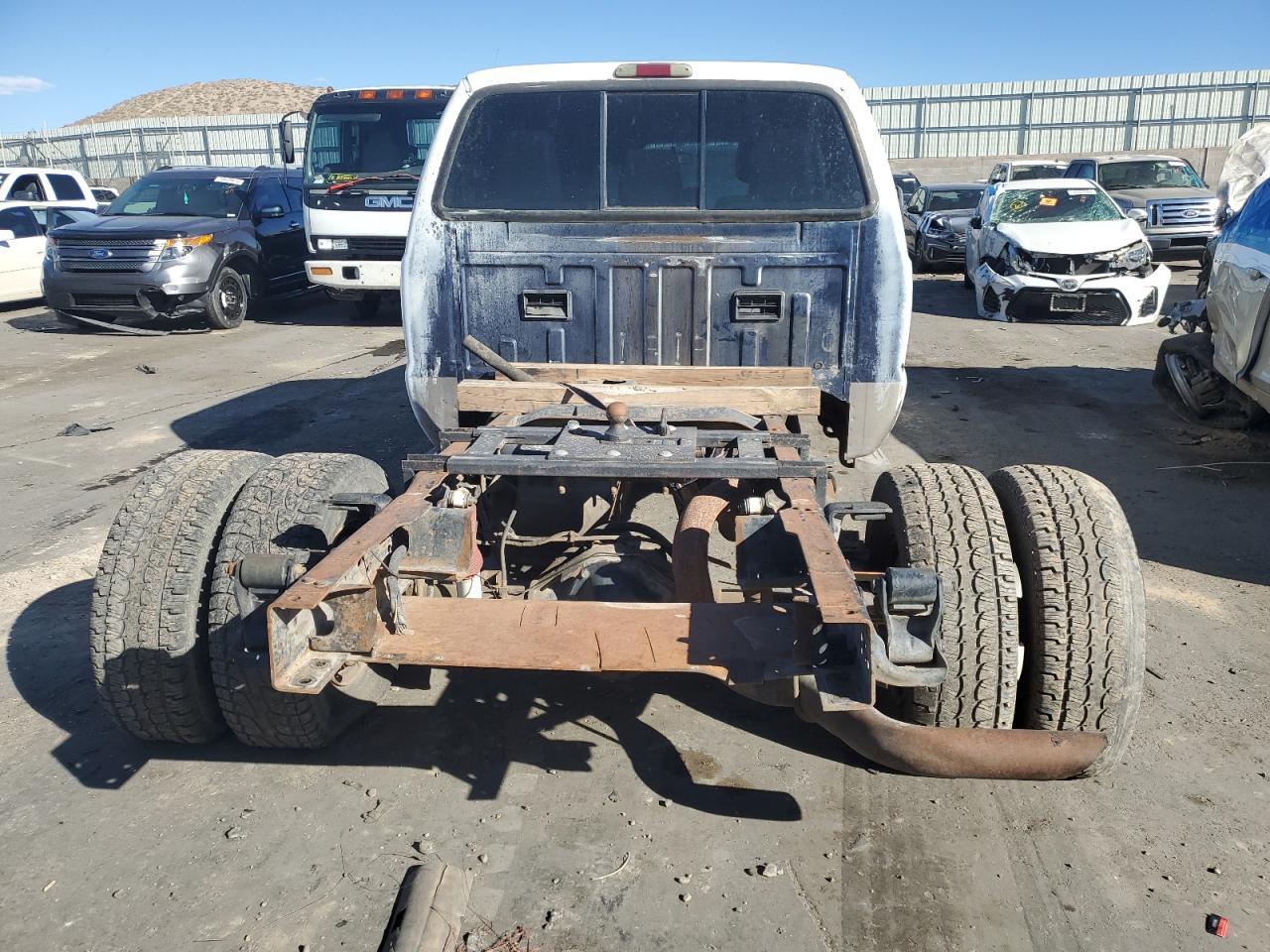 2002 Ford F350 Super Duty - Фото 6
