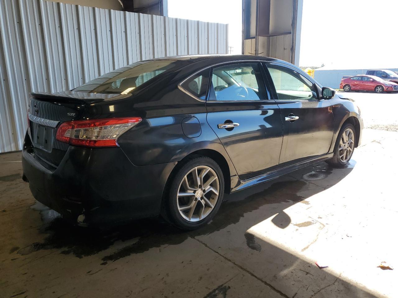 2014 Nissan Sentra S - Фото 3