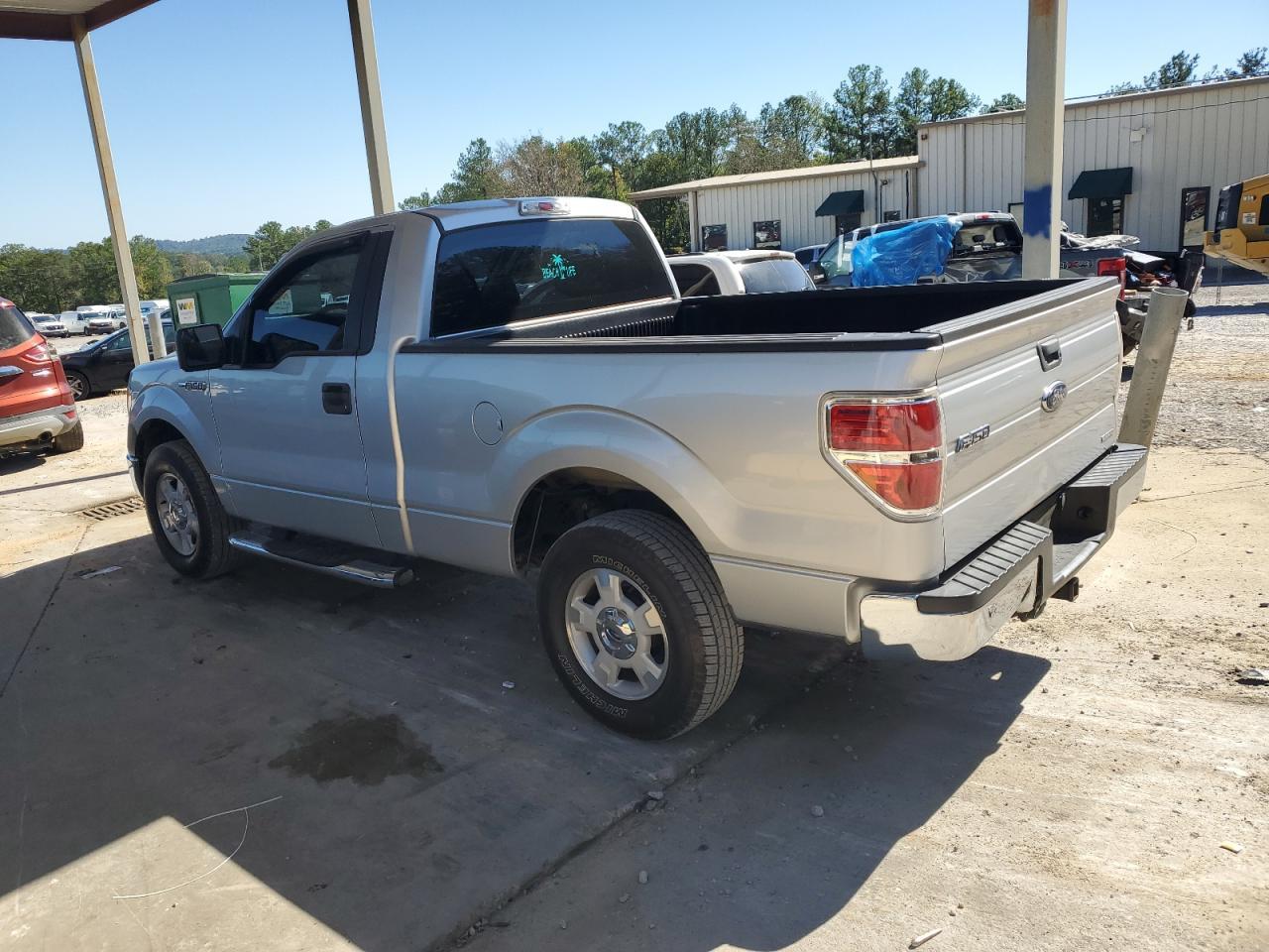 2014 Ford F150 - Фото 2