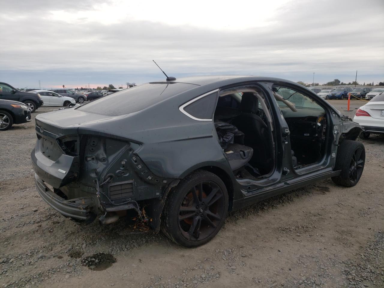 2015 Ford Fusion Titanium - Фото 3