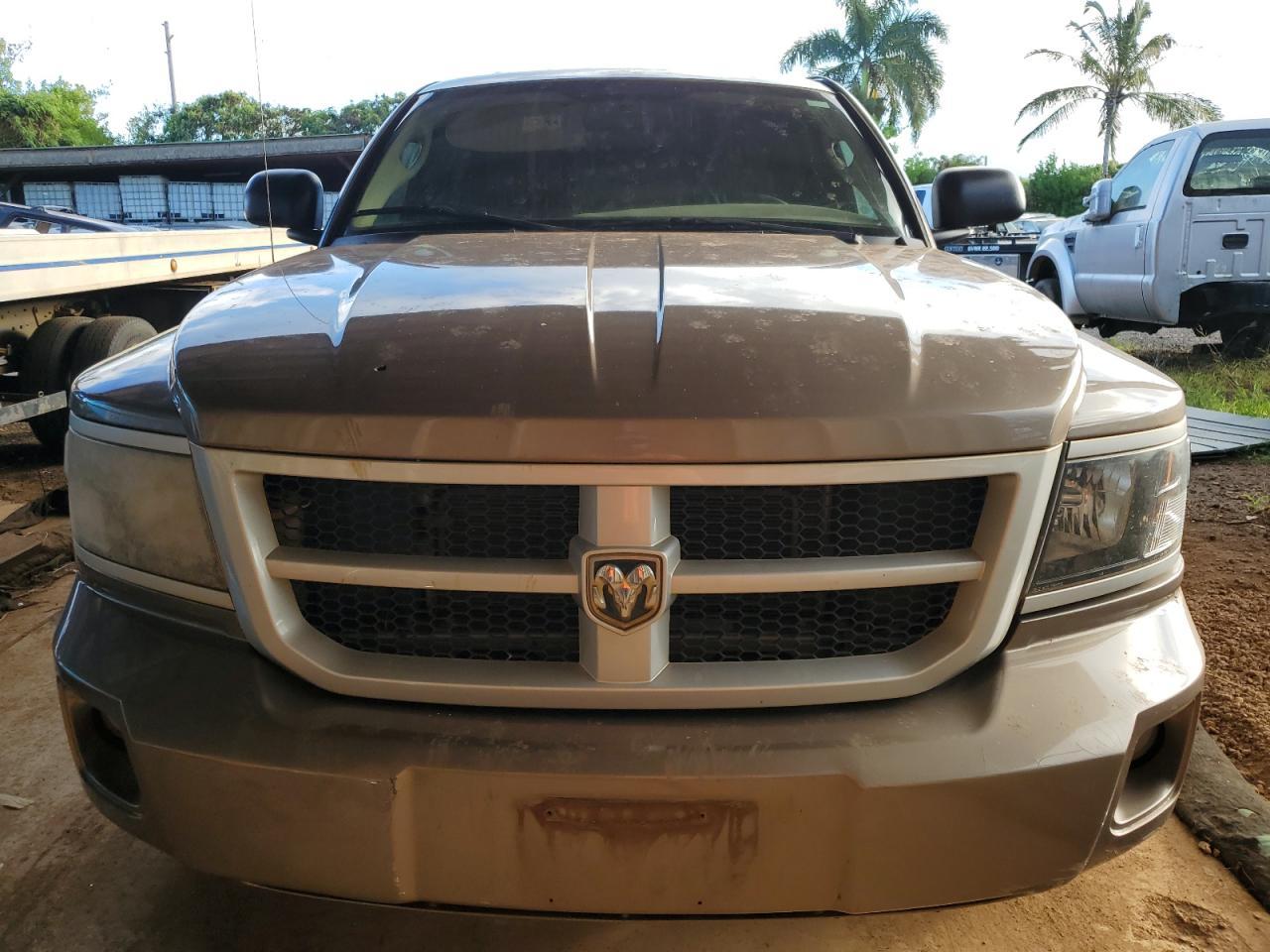 2010 Dodge Dakota Sxt - Image 5