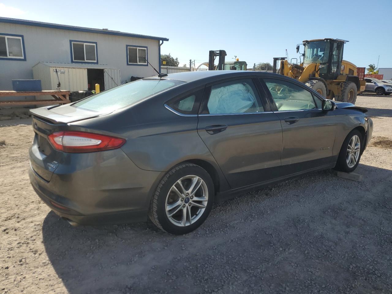 2016 Ford Fusion Se Hybrid - Image 3