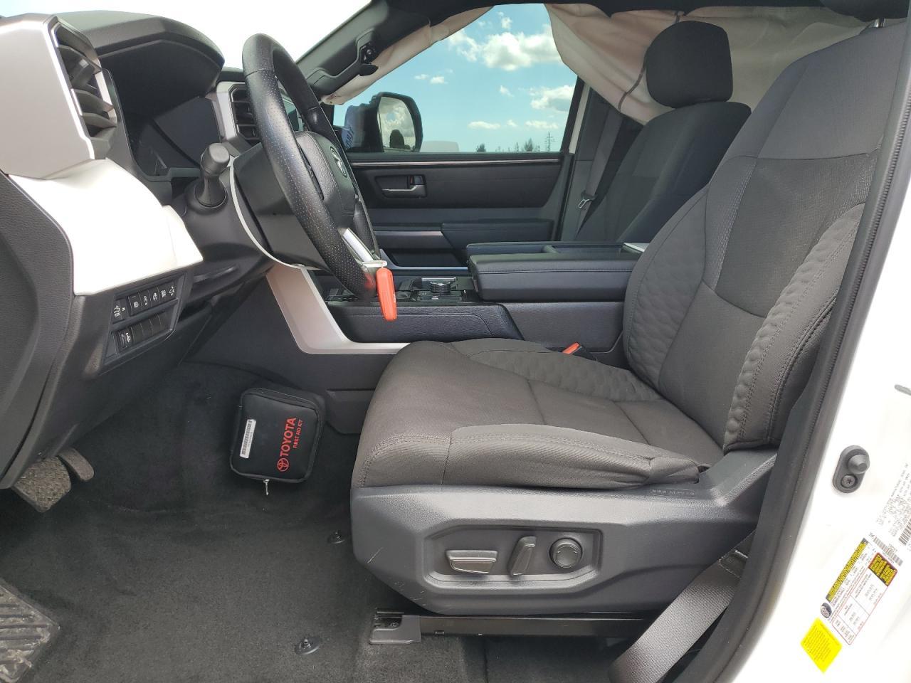 2025 Toyota Tundra Crewmax Sr - Фото 7