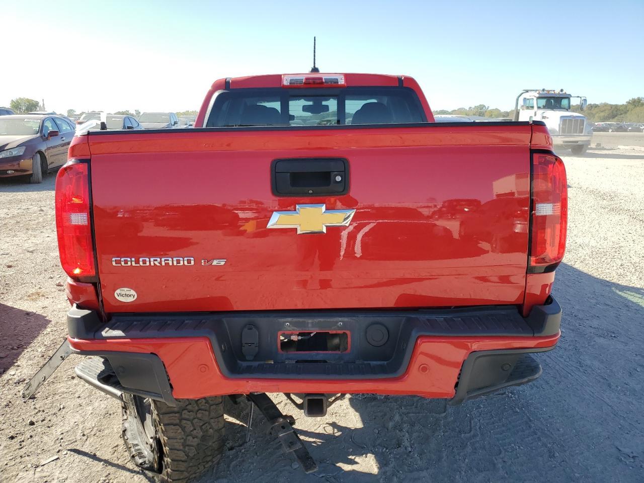 2019 Chevrolet Colorado Z71 - Image 6