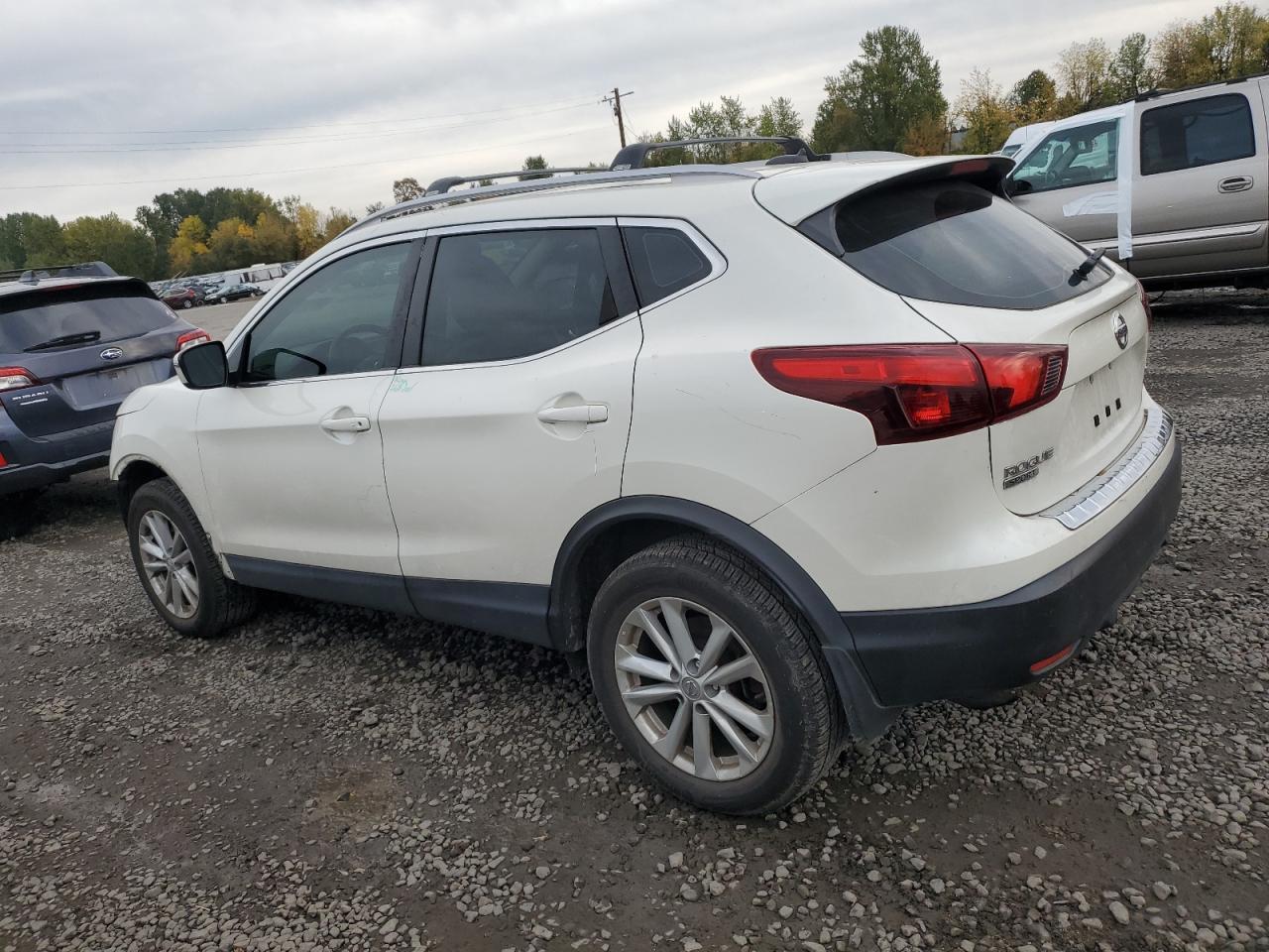 2018 Nissan Rogue Sport - Фото 2