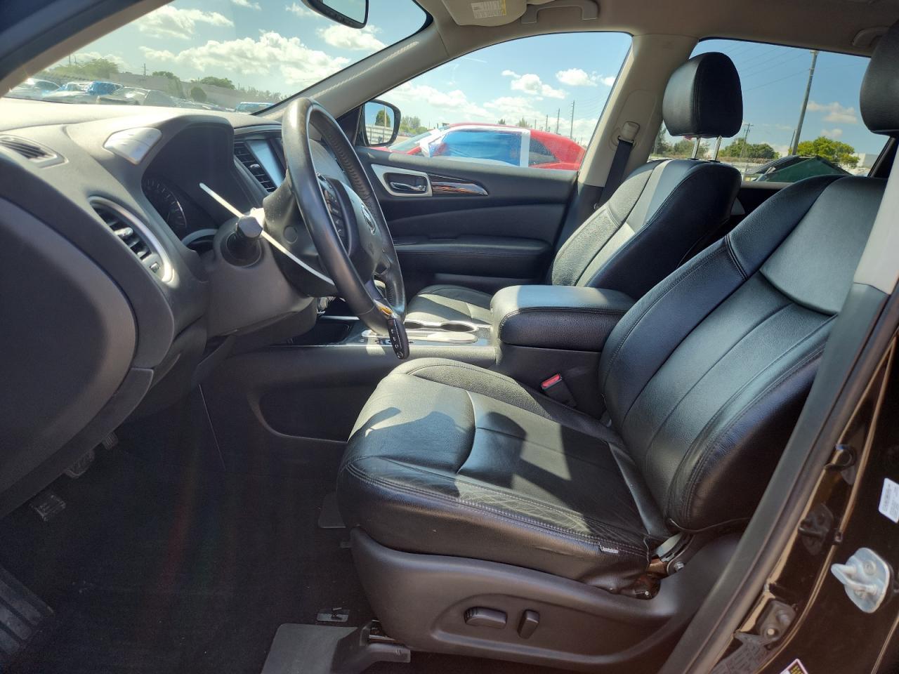 2017 Nissan Pathfinder S - Фото 7