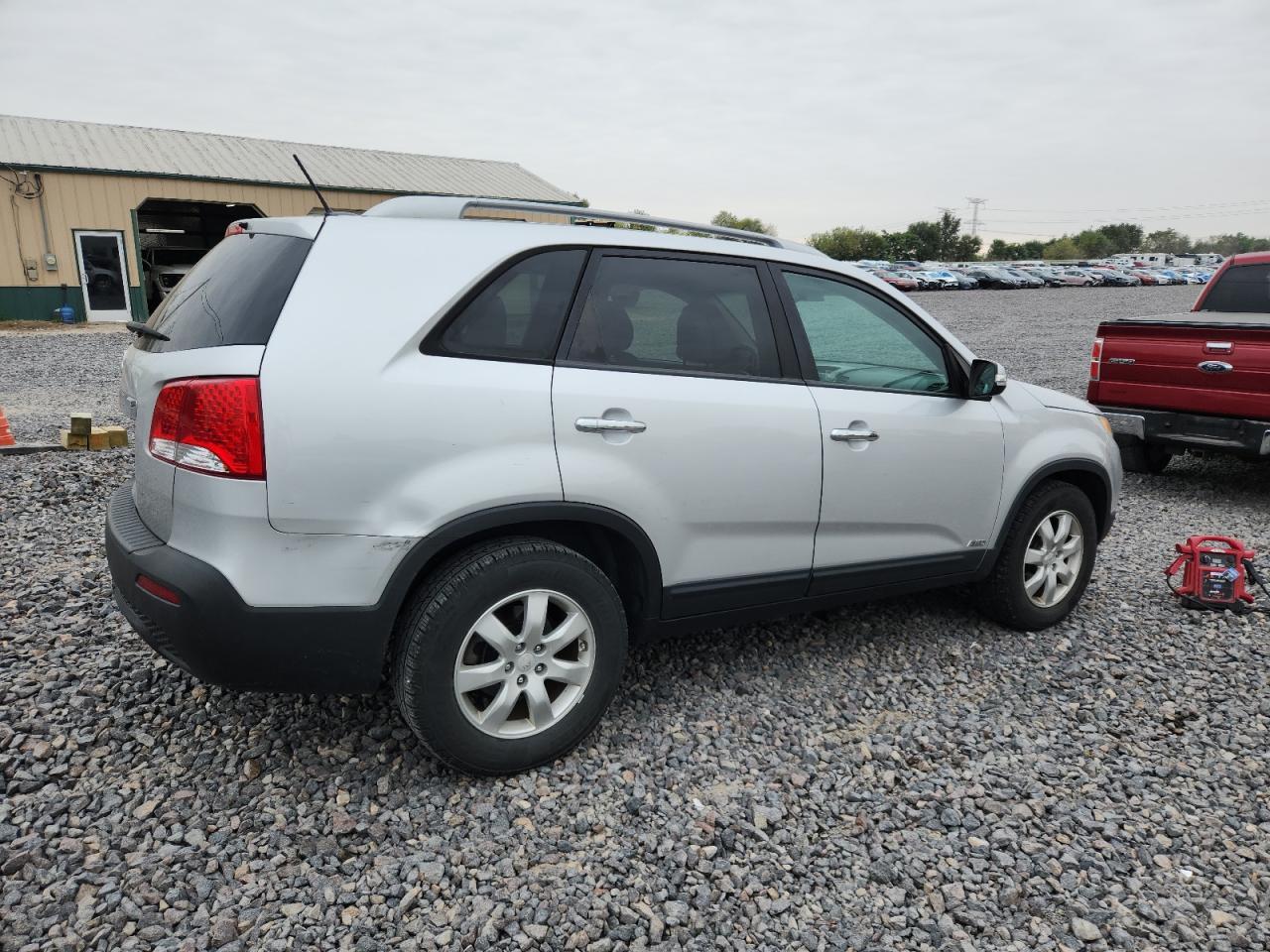 2011 Kia Sorento - Image 3