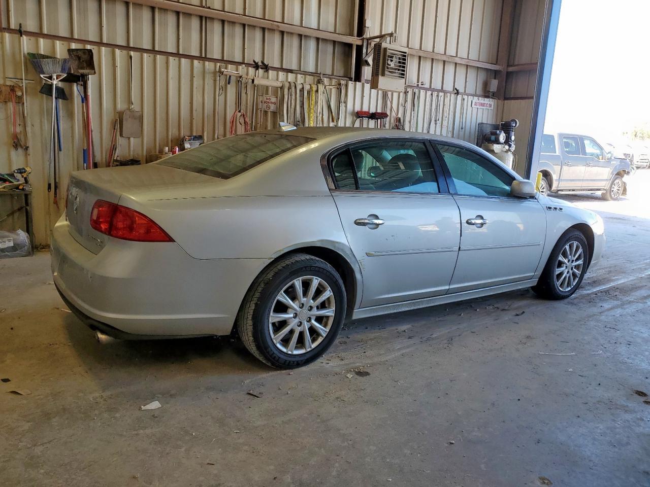 2011 Buick Lucerne Cxl - Фото 3
