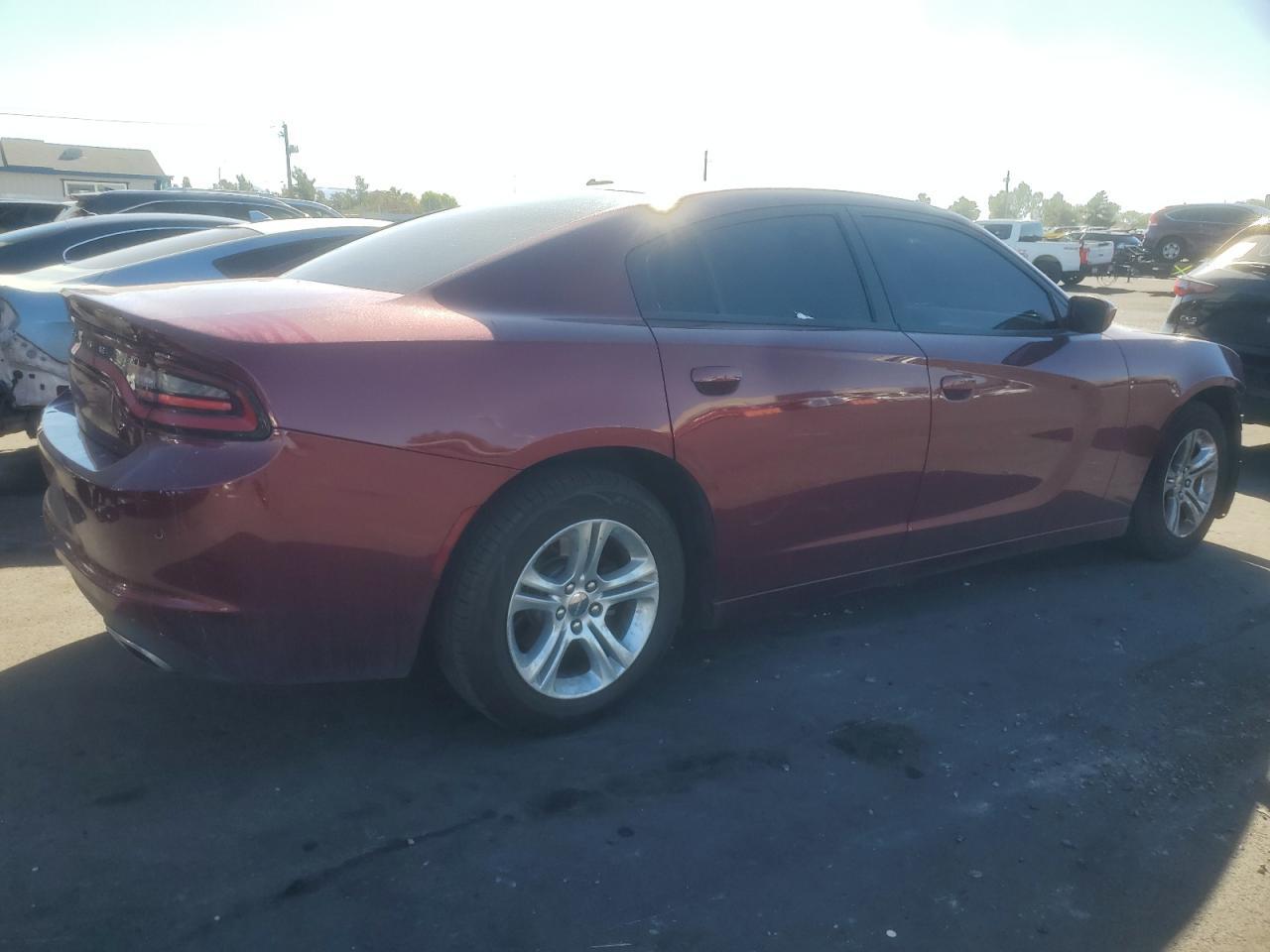 2017 Dodge Charger Se - Image 3