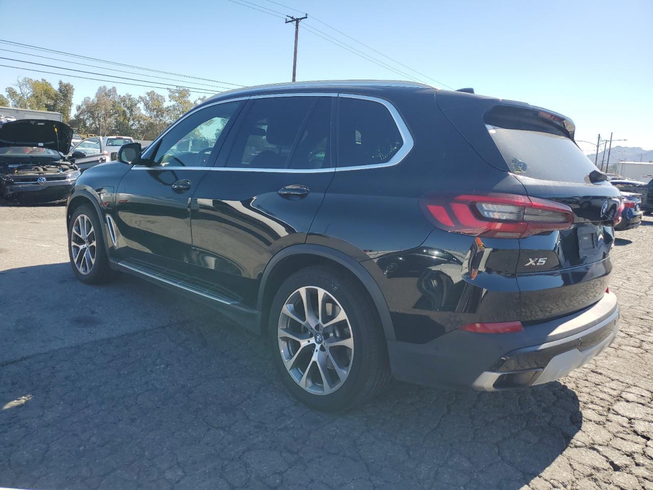 2023 BMW X5 xDrive45E - Фото 2