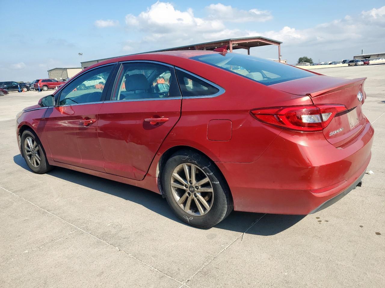 2017 Hyundai Sonata Se - Фото 2