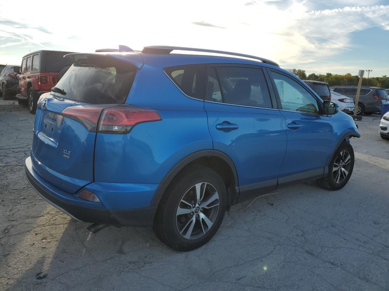 2018 Toyota Rav4 Adventure - Image 3