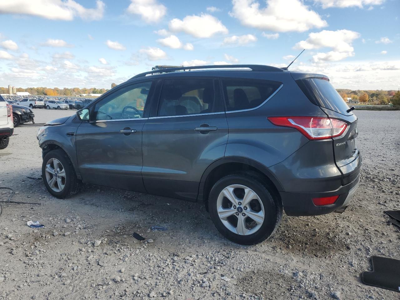 2016 Ford Escape Se - Фото 2