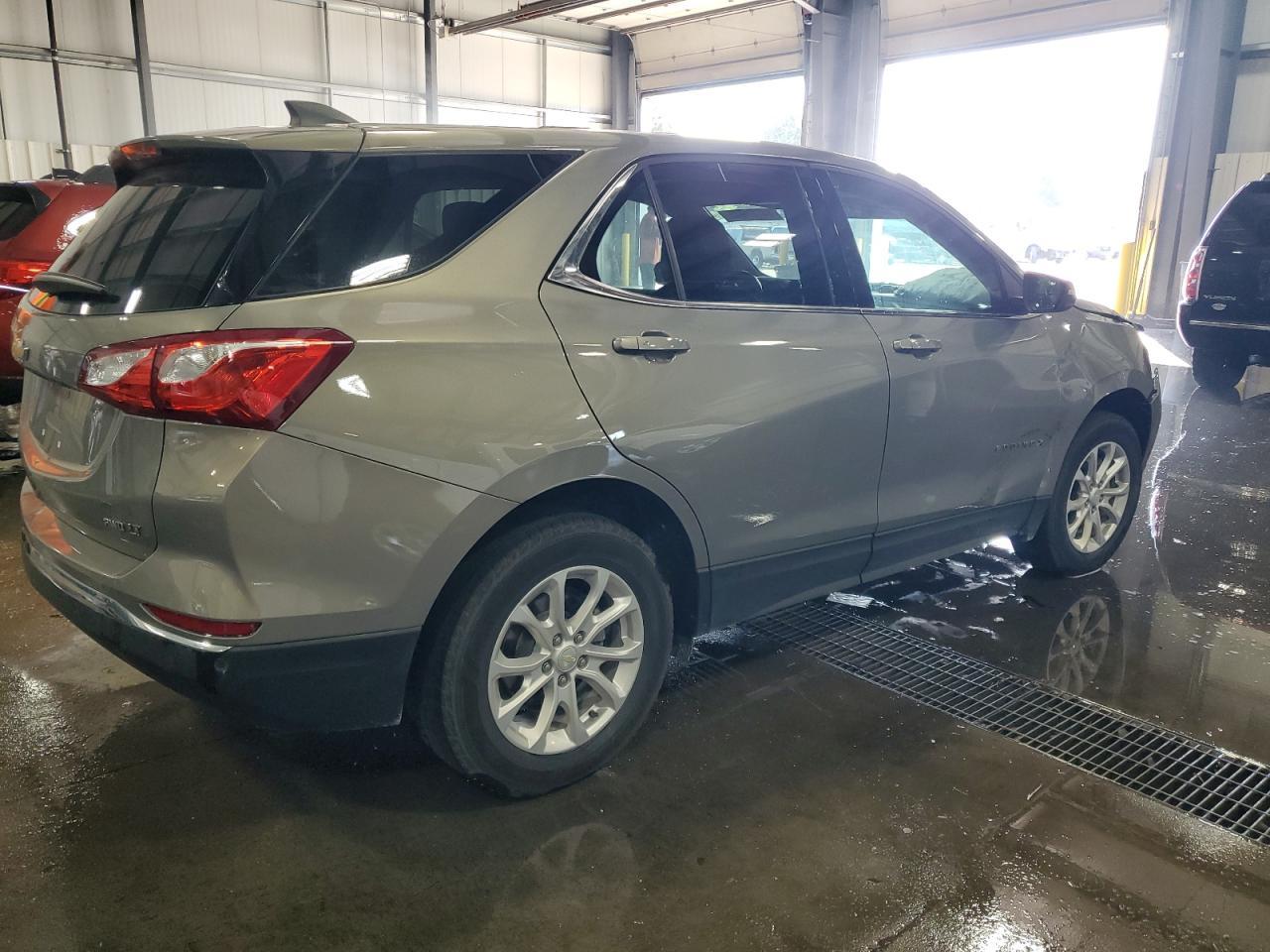 2018 Chevrolet Equinox Lt - Фото 3