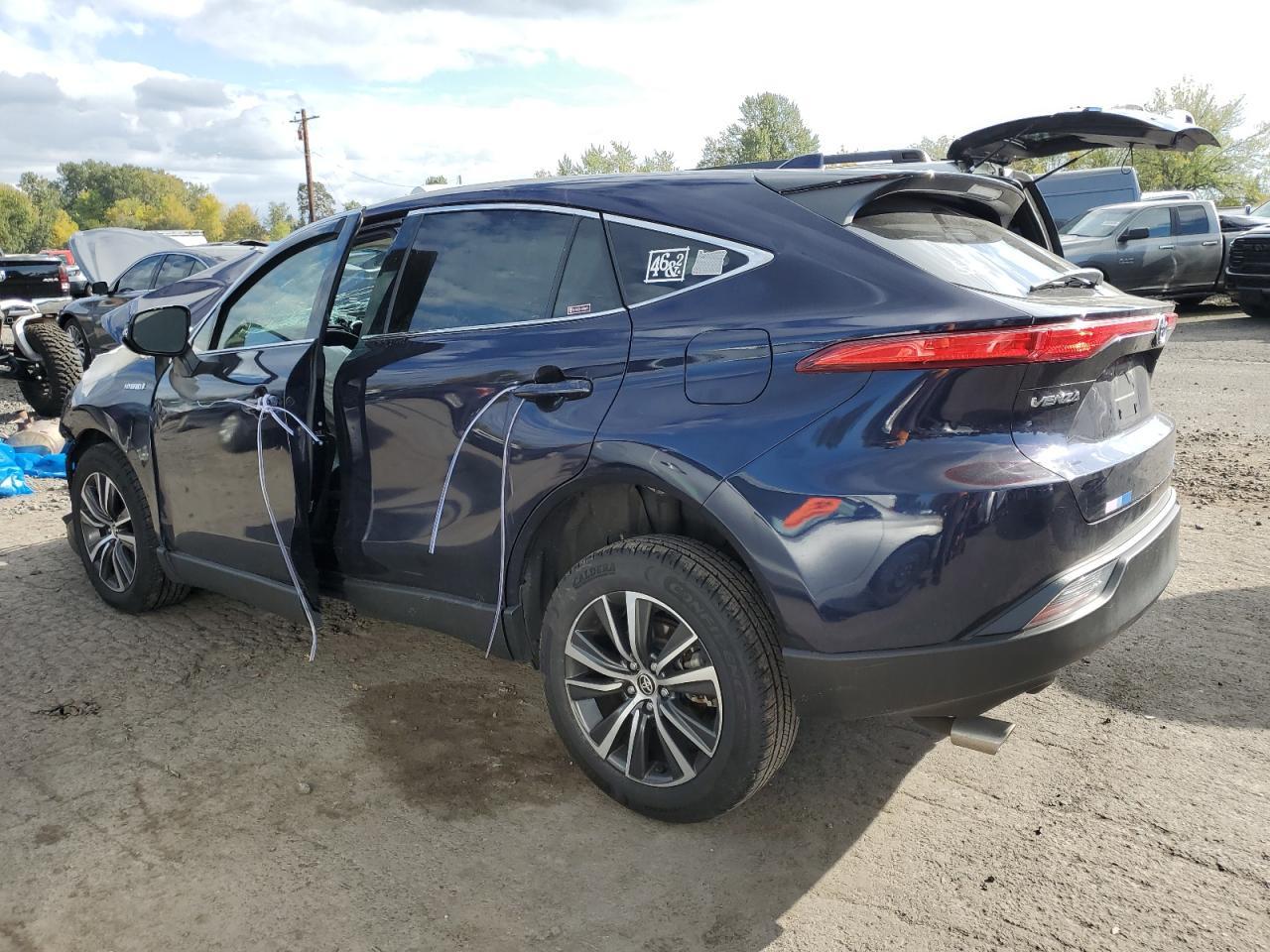 2021 Toyota Venza Le - Фото 2