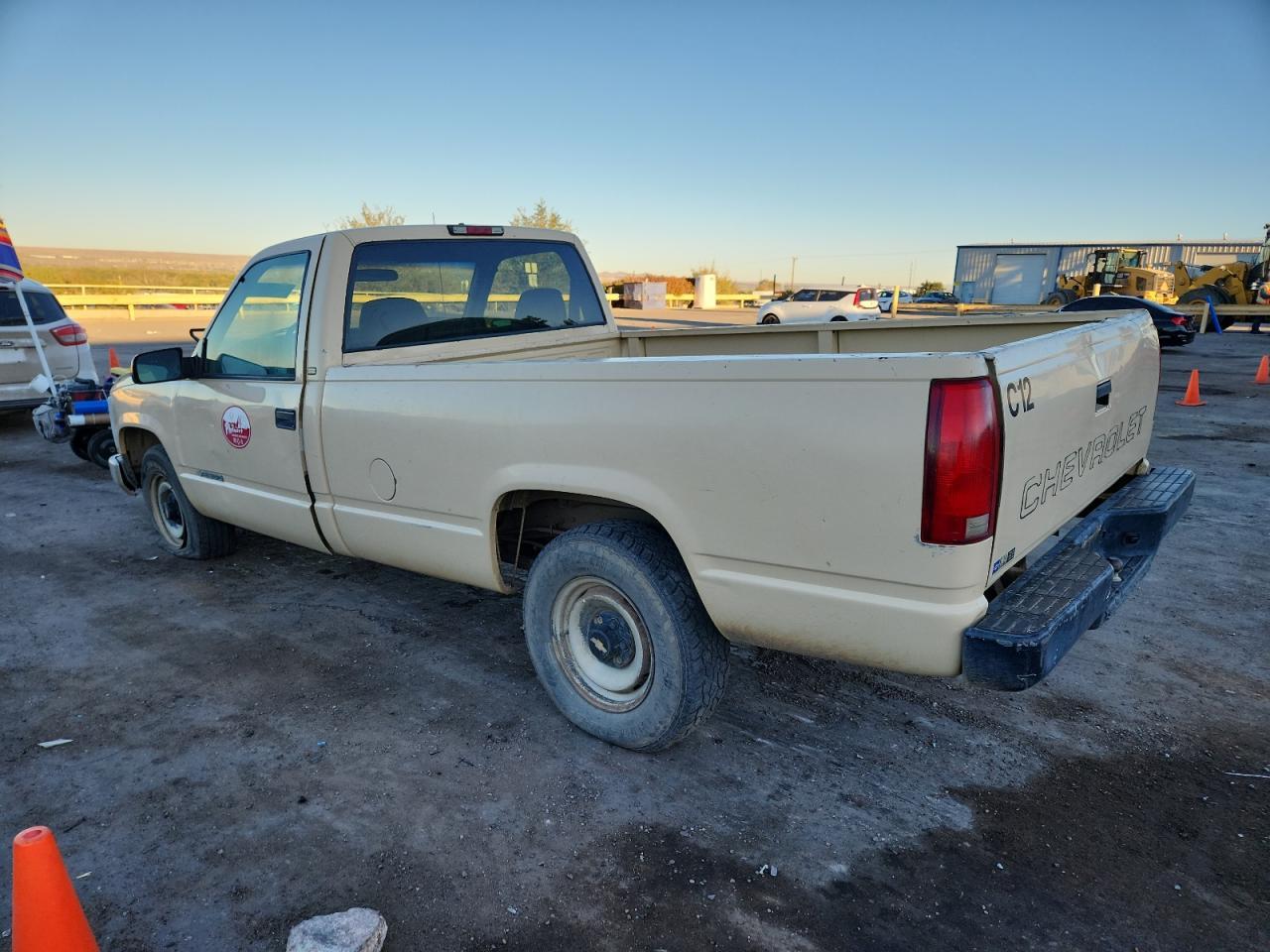 1998 Chevrolet Gmt-400 C2500 - Фото 2