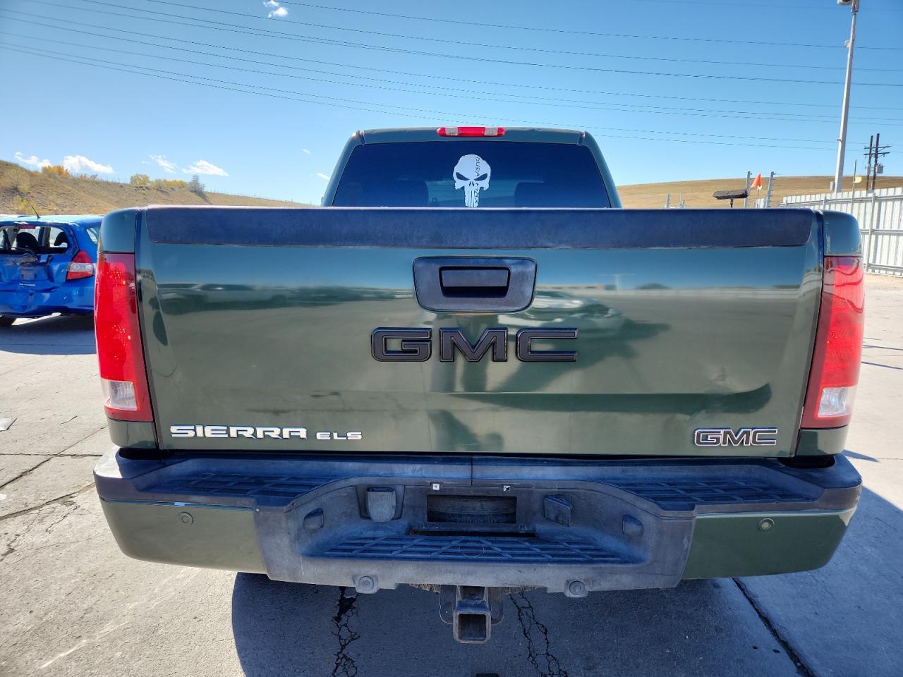 2008 GMC Sierra K2500 Heavy Duty - Image 6