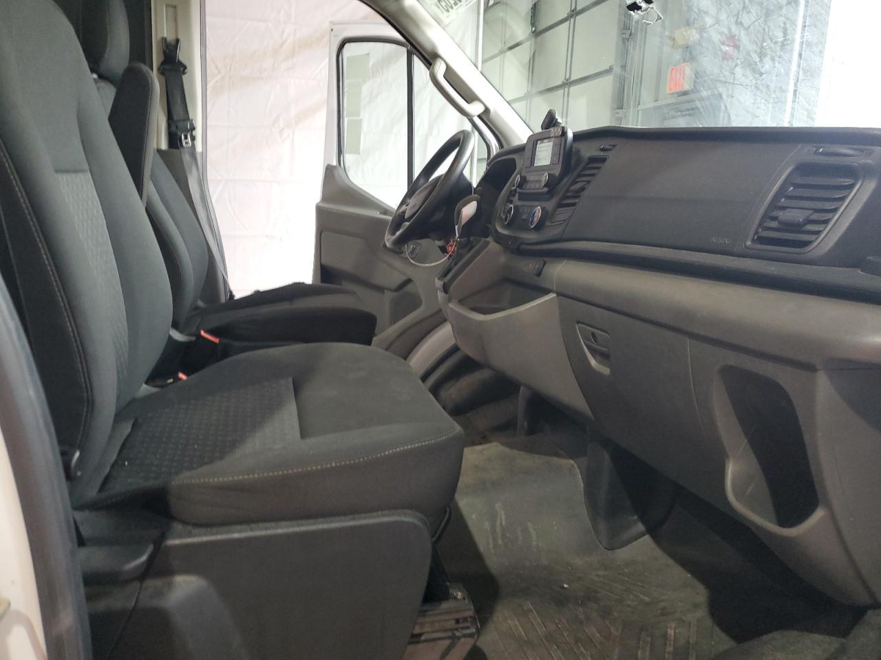 2023 Ford Transit T-250 Delivery Van - Image 5