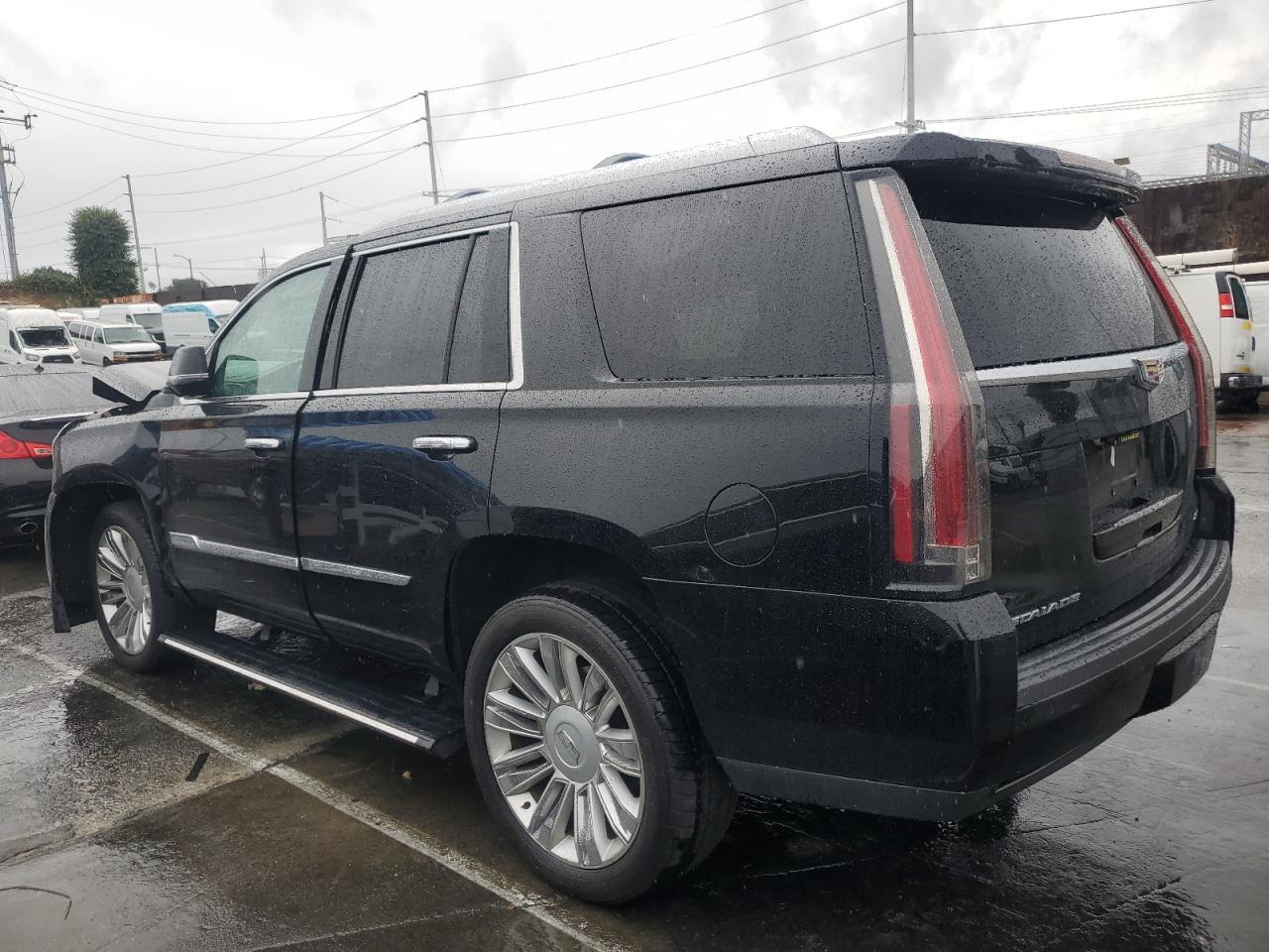 2015 Cadillac Escalade Platinum - Фото 2