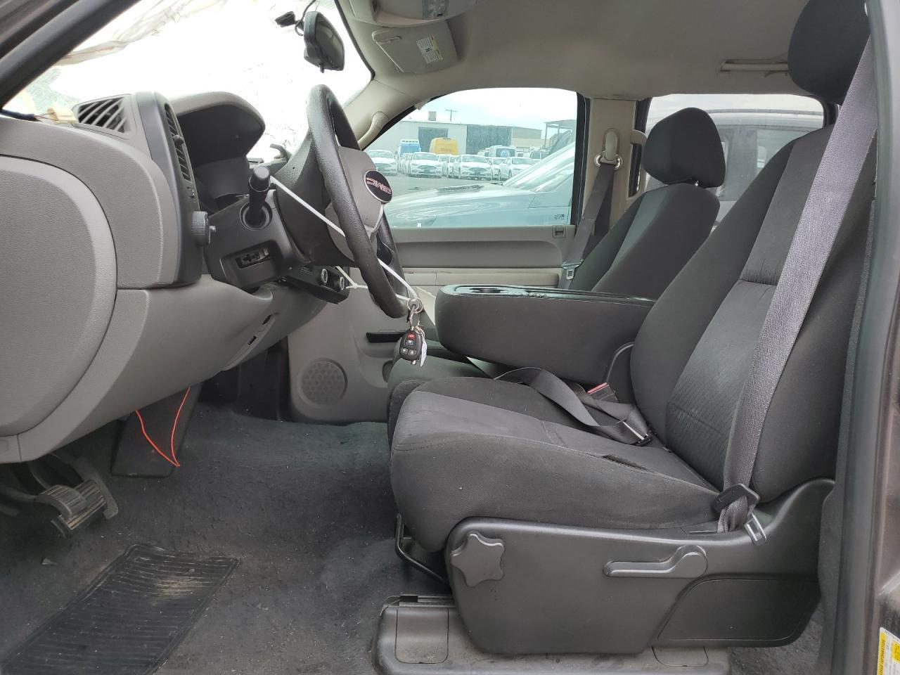 2010 GMC Sierra C1500 - Фото 7