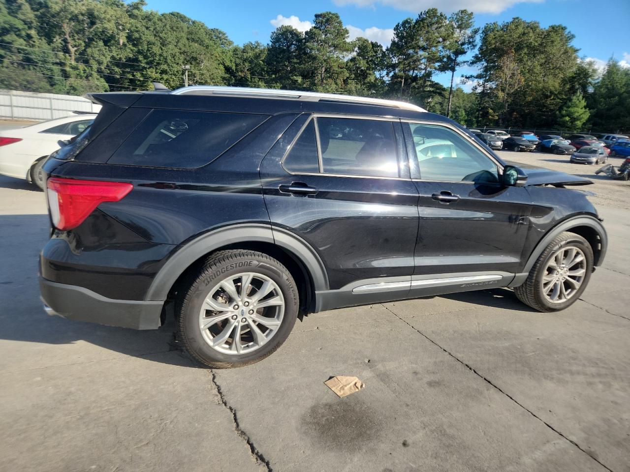 2022 Ford Explorer Limited - Фото 3