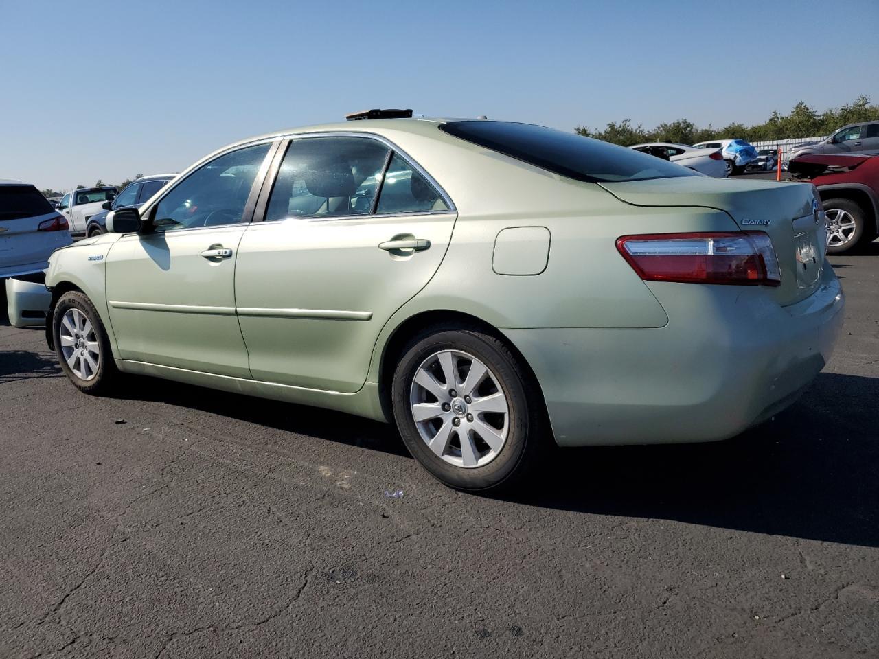 2009 Toyota Camry Hybrid - Image 2