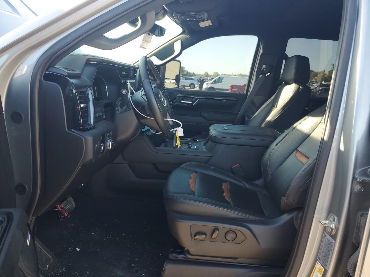2024 GMC Sierra K2500 At4 - Image 7