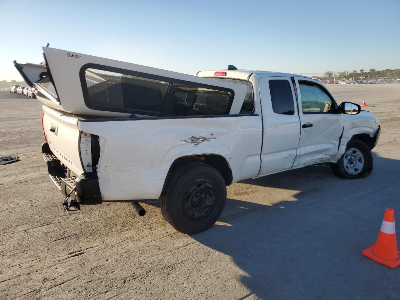 2021 Toyota Tacoma Access Cab - Фото 3