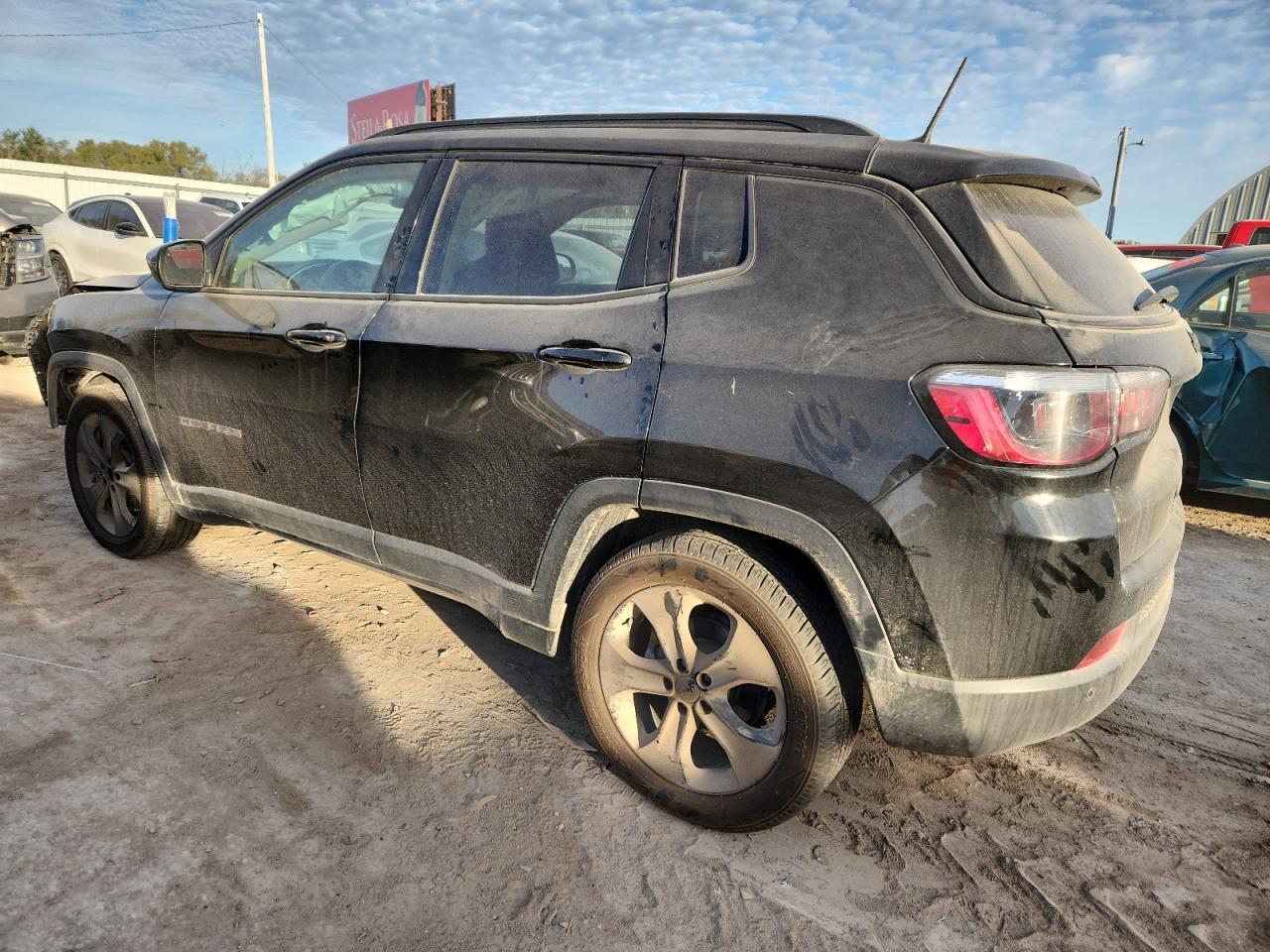 2021 Jeep Compass Latitude - Image 2
