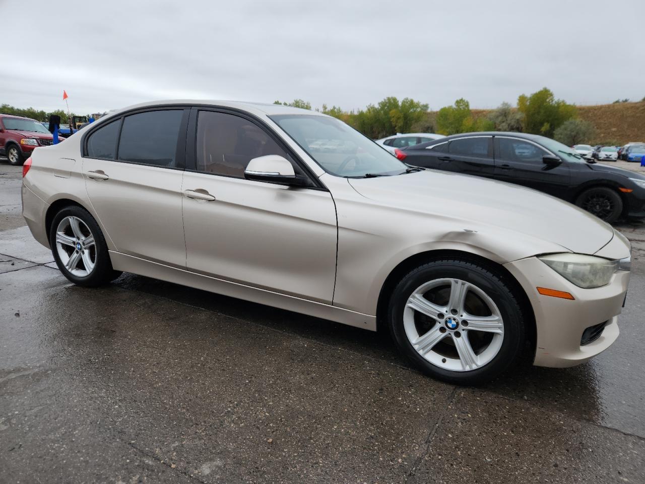 2013 BMW 328 Xi - Image 4
